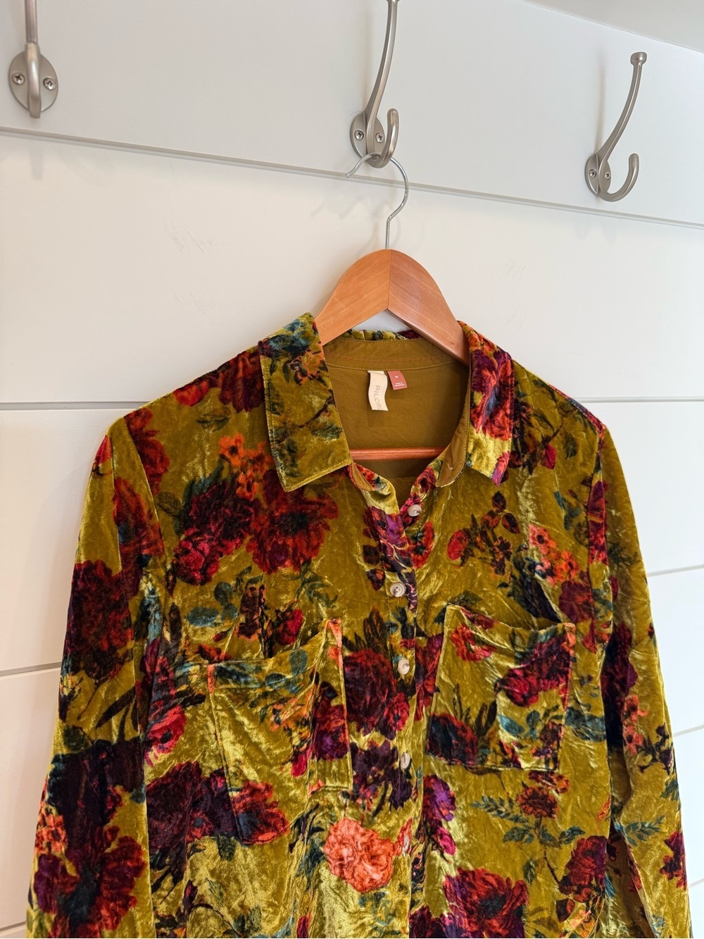 Anthropologie Pilcro The Hadley Relaxed Velvet Buttondown Shirt Medium - Picture 4 of 7